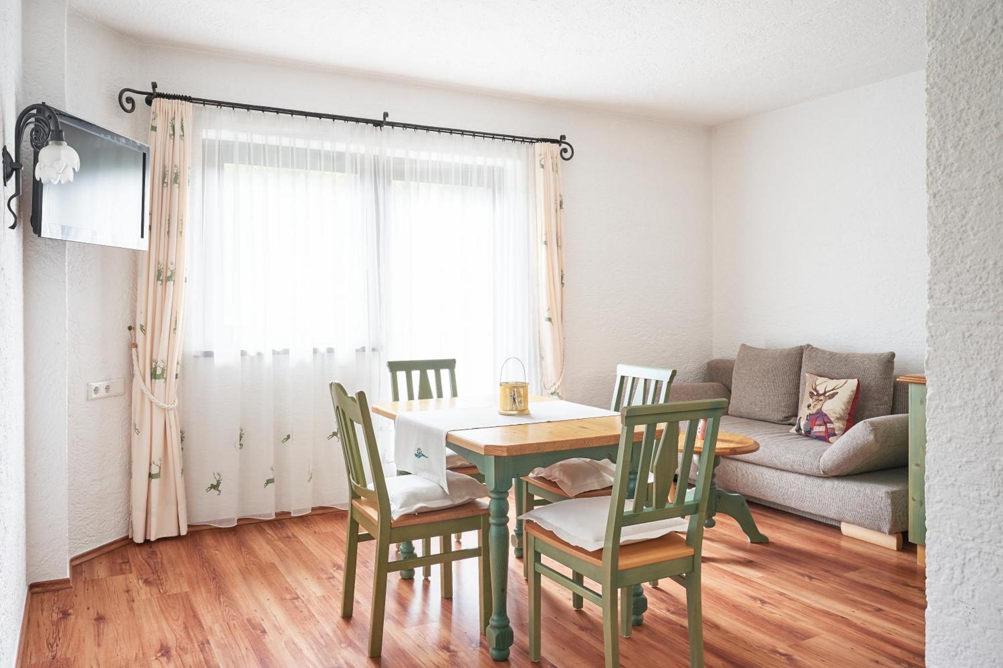 Rosamunde Apartments Leutasch Pokoj fotografie