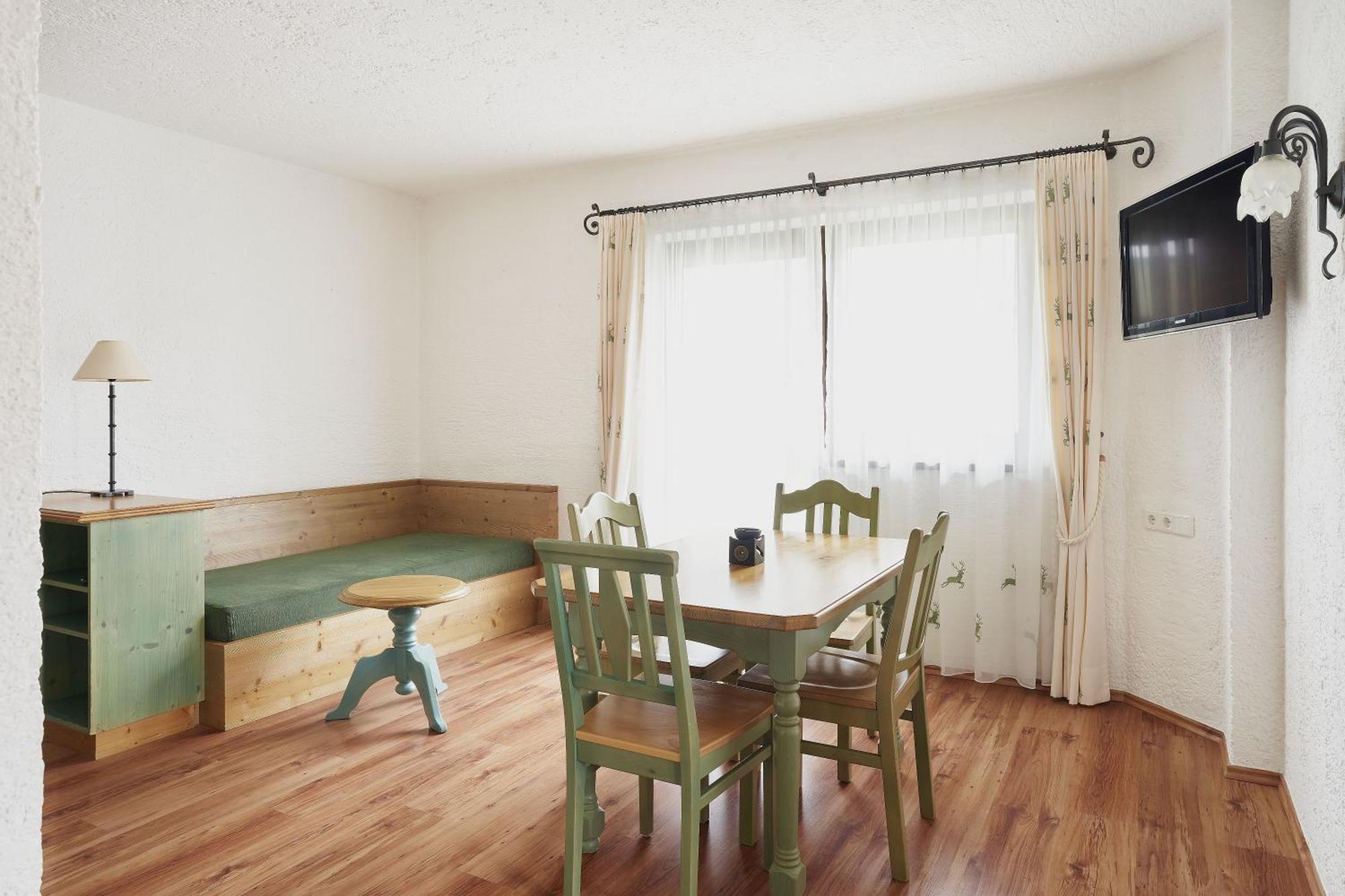 Rosamunde Apartments Leutasch Pokoj fotografie